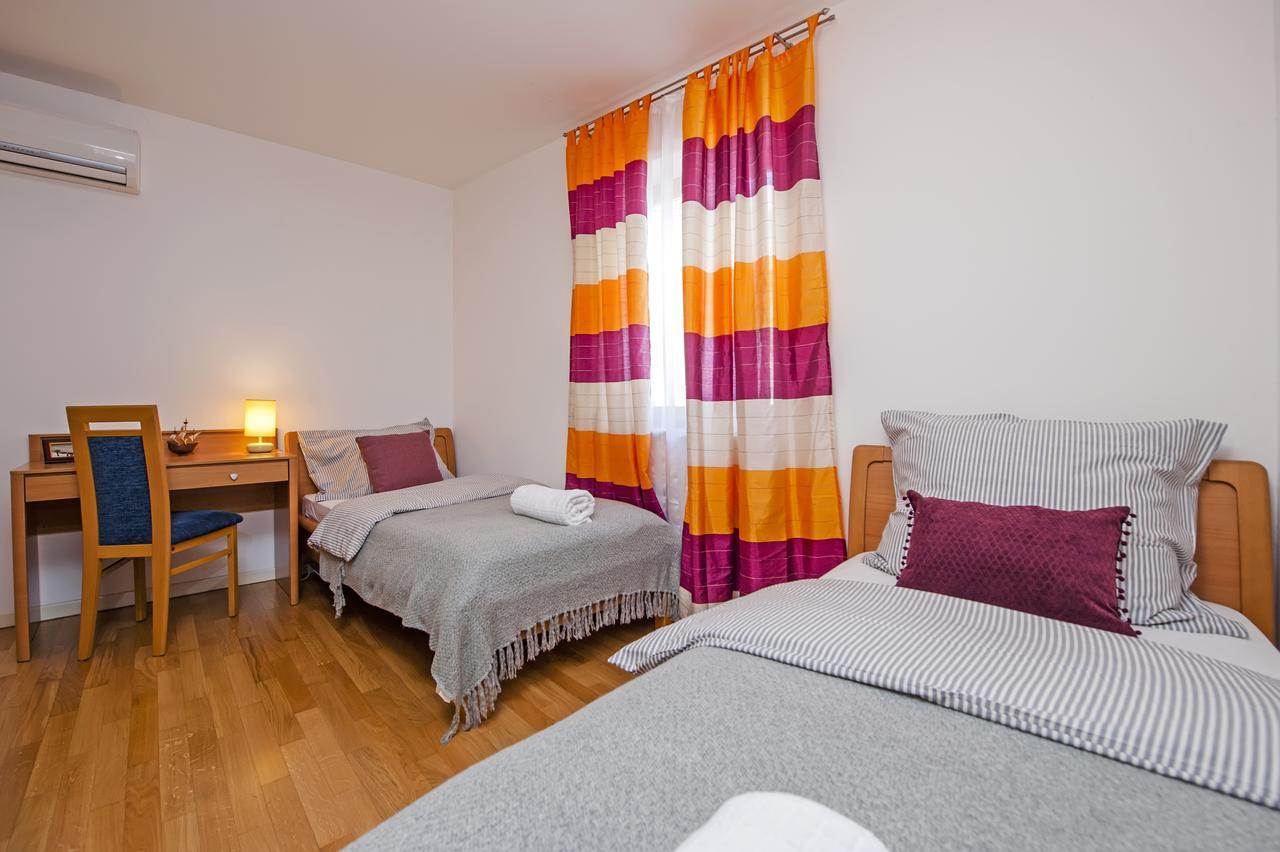 Apartment Campanile Rovinj Extérieur photo