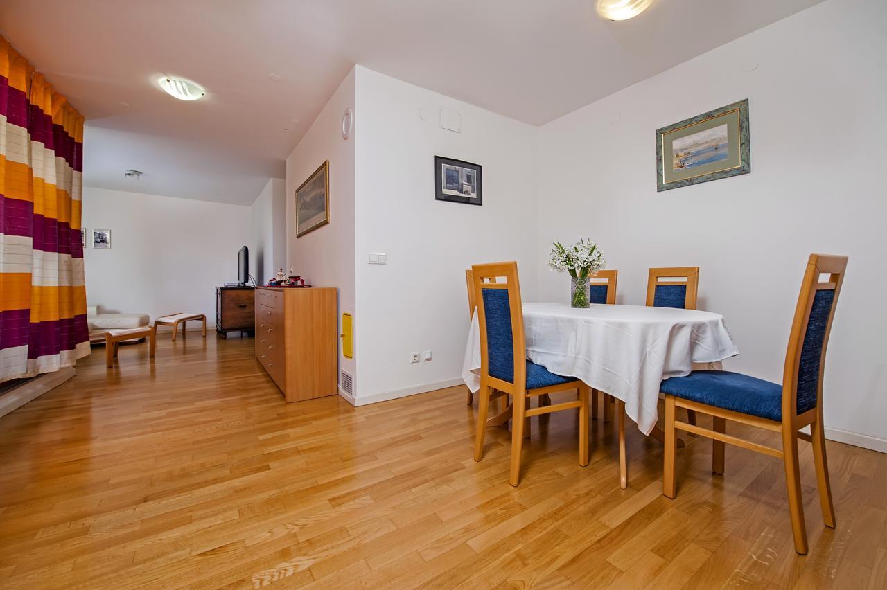 Apartment Campanile Rovinj Extérieur photo